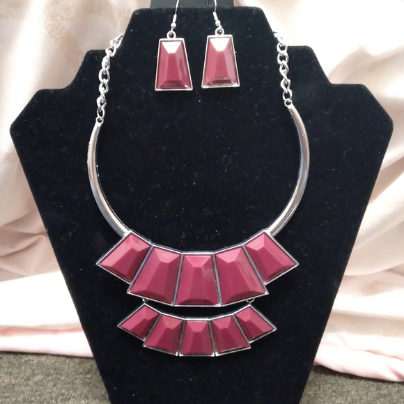 Paparazzi Necklace Set Bundle - Picture 2 of 2